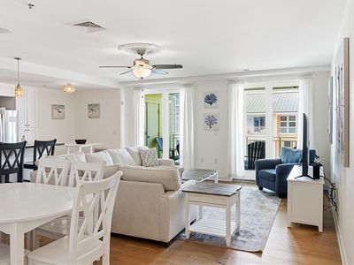 3738 Sandpiper Rd APT 437B
