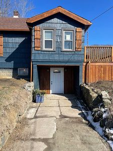 1585 Maple Dr