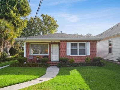 757 Jefferson Heights Ave