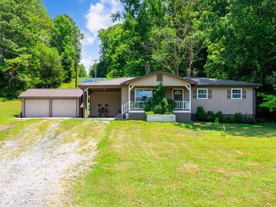 185 Brown Dr SE