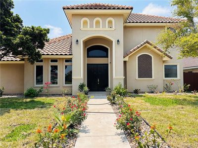 3106 Salvador Ave