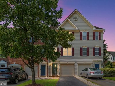 Property at 13515 Colesmire Gate Way, Bristow, VA