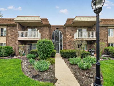 902 W Alleghany Dr APT 1D