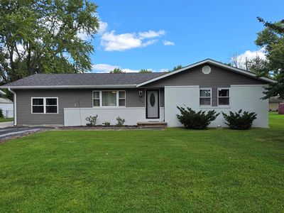 Property at 346 Woodland Dr, Salem, IL