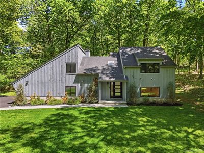 61 Cliffside Lane
