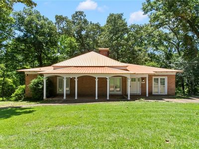8850 Nicol Hill Dr