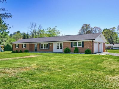 279 Garden Ln