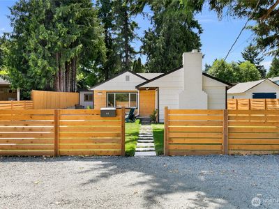Property at 11 SW 100th Street, Seattle, WA