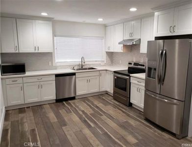 1013 E Appleton St APT 1