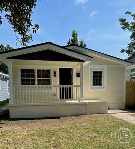 718 W 51st Street