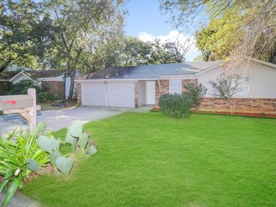 5706 Guildwood Dr