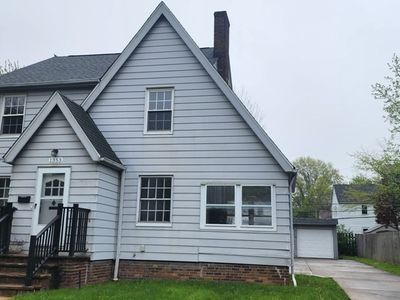 1353 Avondale Rd