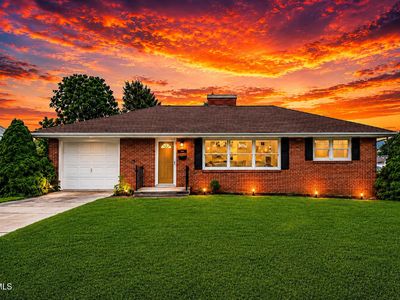 916 Mimosa Dr