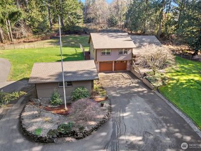 9128 Otis Beach Street NE