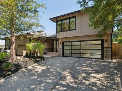 211 Fairway Drive