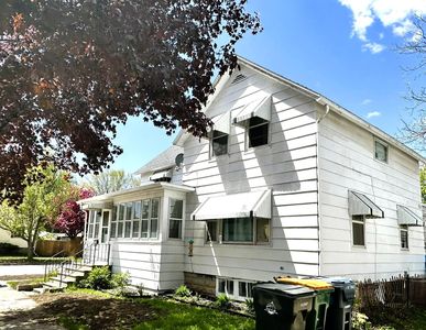 154 N Lincoln Ave