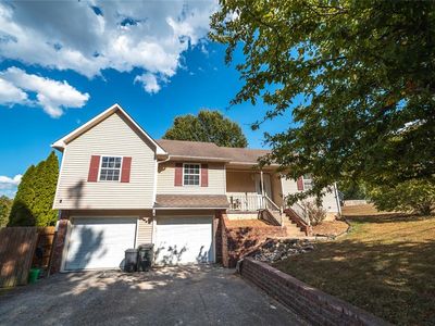 123 Phoenix Ave