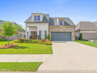307 Queenstown Ave
