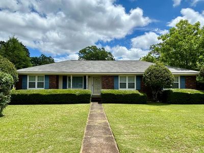 2214 Doncaster Dr