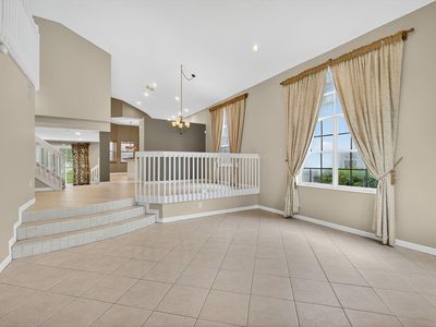 8933 Alexandra Circle