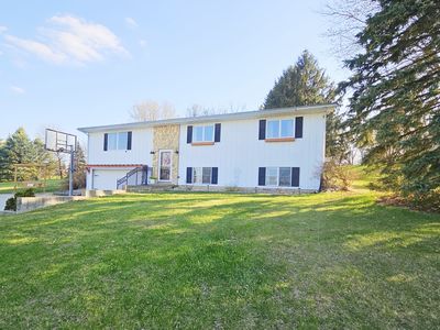 13831 Prairie Center Rd