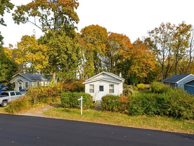 60 Kenneth Avenue