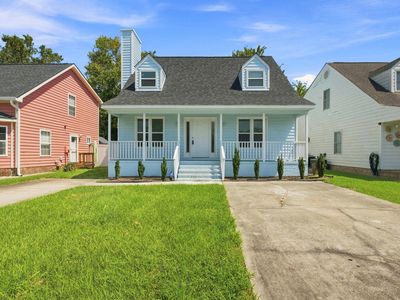135 Williamsburg Dr.