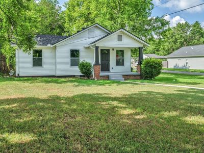 302 Maple St
