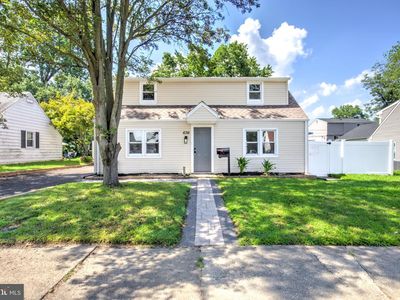636 Osborne Ave