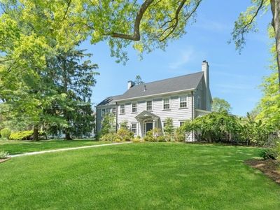 212 Midland Ave