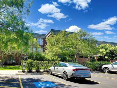 432 Kelburn Rd APT 121