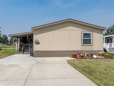 3909 S Tanager Ln