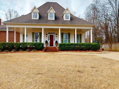3637 Lyles Dr