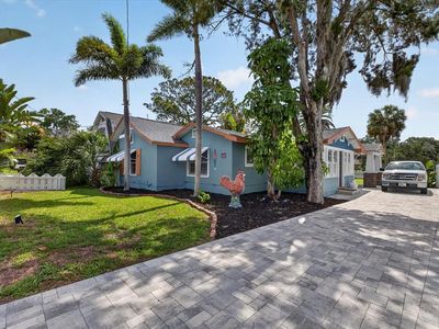 6202 River Rd