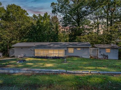 306 S Lakeview Dr