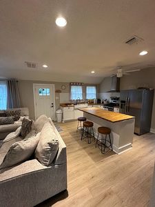 195 Breezy Point