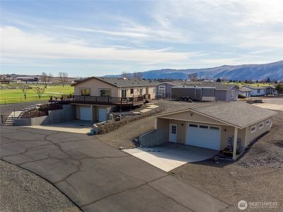 505 Desert Aire Dr SW