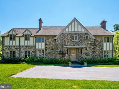 617 Harriton Rd
