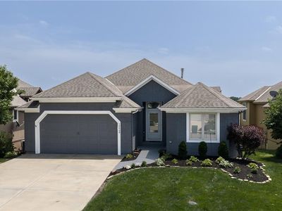12449 Meadow Ln
