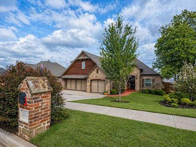 1832 Buckskin Ct