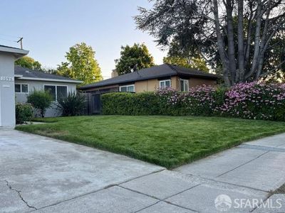 1096 W McKinley Ave