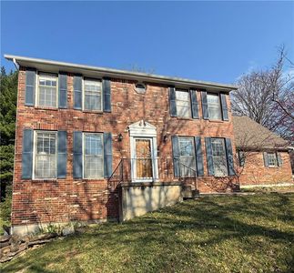 Property at 13511 W 82nd St, Lenexa, KS