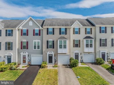 Property at 194 Norwood Dr, Falling Waters, WV