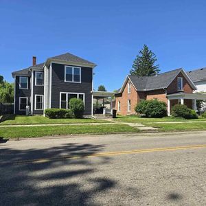 534 W North St