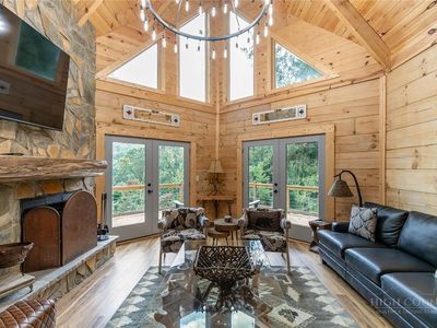 130 Autumn View Lane