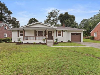 6343 Glenoak Dr