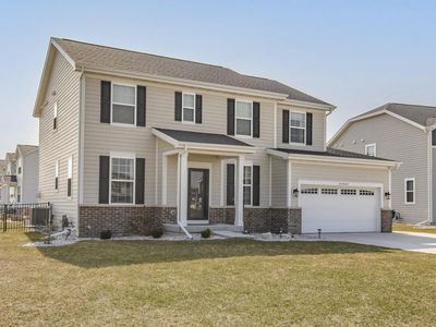 W242N5609 Simona COURT