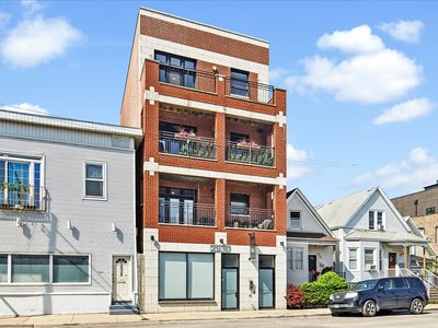 2930 N Elston Ave Unit 3