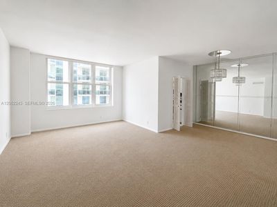 4747 Collins Ave APT 708