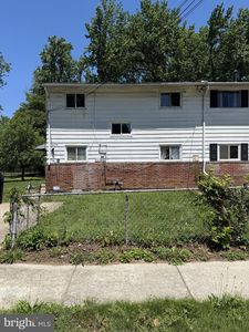 6208 Seat Pleasant Dr